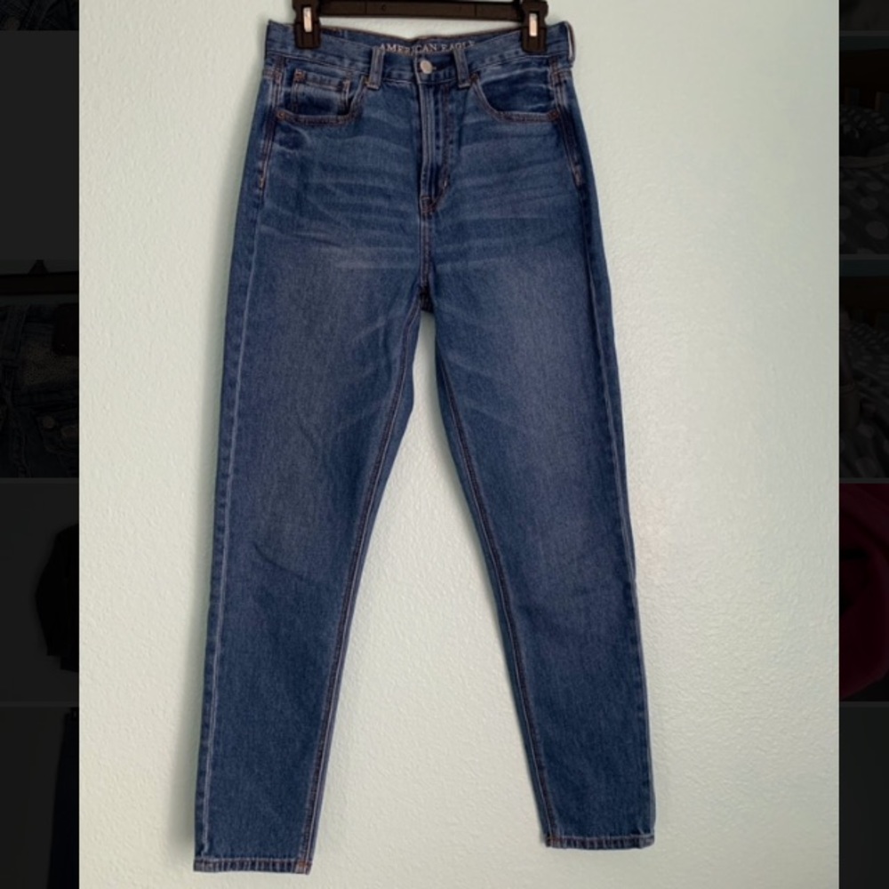American eagle mom jeans